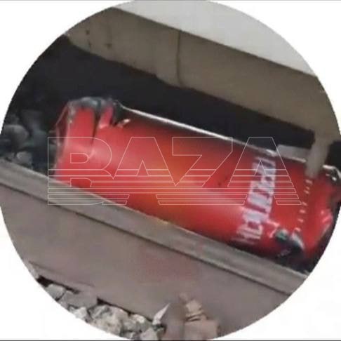 Житель Калининградской области положил газовый баллон на рельсы, чтобы пассажиры поезда опоздали на работу