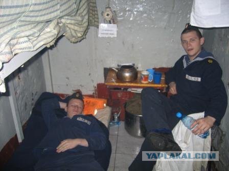 Про тараканов, холодильник и новое бак. оружие