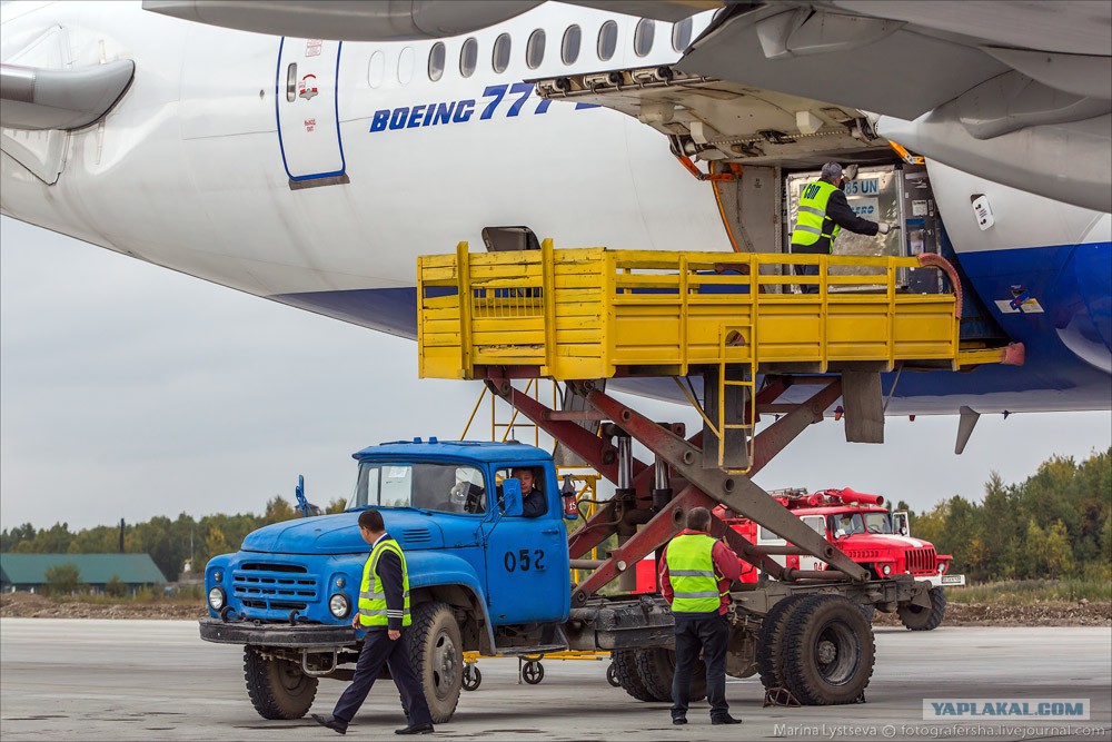 аэропорт вологда спасоп. инструментальная система посадки ils. курсо-глиссадная система. службы на аэродроме. апа-5д.