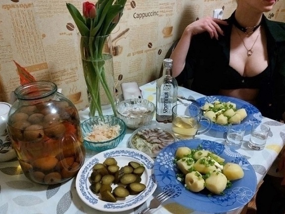 Между нами тает лёд
