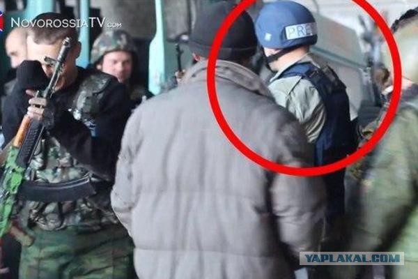 Зеленский призвал граждан в Донбассе, считающих себя русскими, уезжать в Россию