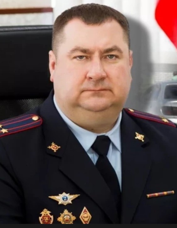 ❗️Силовики проводят обыски у начальника УГИБДД по Санкт-Петербургу и Ленинградской области Алексея Семенова