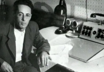 Настольные лампы и бра из СССР