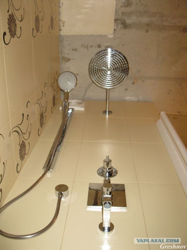 Hansgrohe metropol для душа. Смеситель для ванны скрытый монтаж. Скрытый смеситель для ванной. Скрытый монтаж смесителя в ванной. Смеситель скрытого монтажа схема.