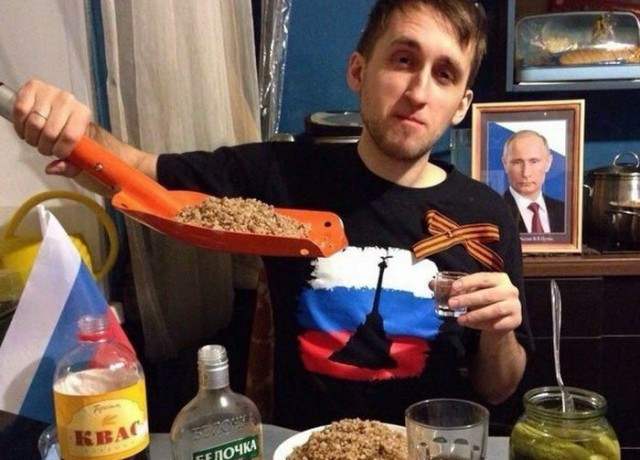 Не принял ребенка из-за его национальности