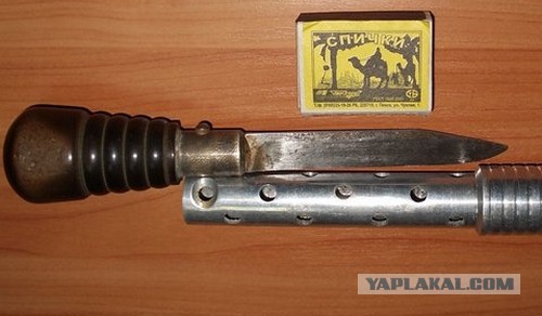Зачем водители советских автобусов перематывали руль пластиком, и где они его брали