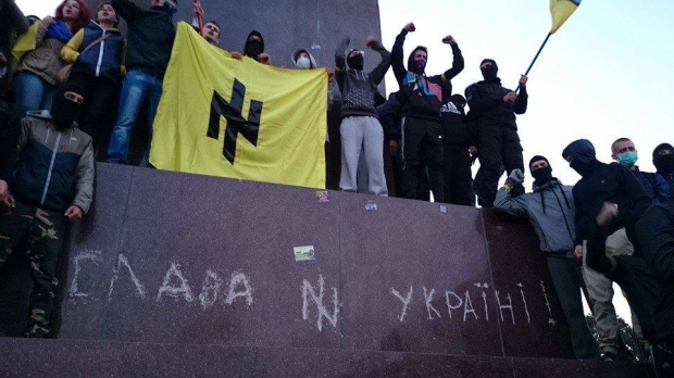 В Донецк прилетела ракета