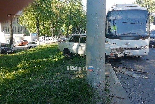 Участник массового ДТП в Нижнем Новгороде опубликовал видео аварии со своего регистратора