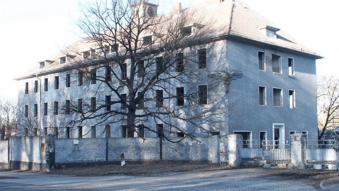 34 артиллерийская дивизия потсдам недлиц. вч пп 50432 потсдам. потсдам артиллерийская учебка гсвг. гсвг потсдам 50432 годы службы. 7 городок потсдам.