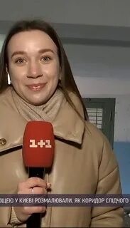 В Киеве разрисовали подземный переход. Юмористы