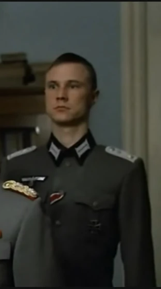 Персонажи и их реальные прототипы в фильме "Бункер" 2004 года.