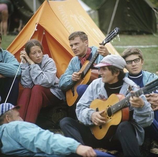 Вот так и пролетает жизнь... пока ты ждал ПяТнИцу!