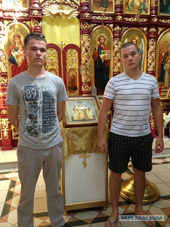 Мигрант пришёл в православный храм в шортах