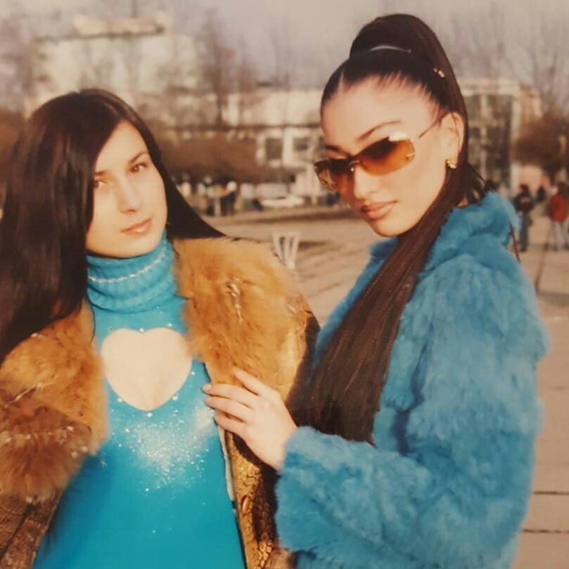 Девчата из 90-х и 2000-х (17.12.2024)