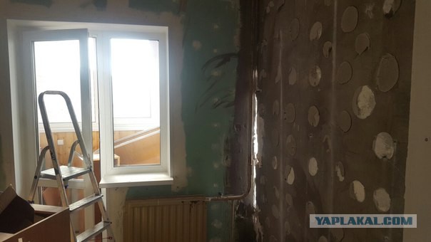 Мощный взрыв прогремел в многоэтажном доме Петербурга