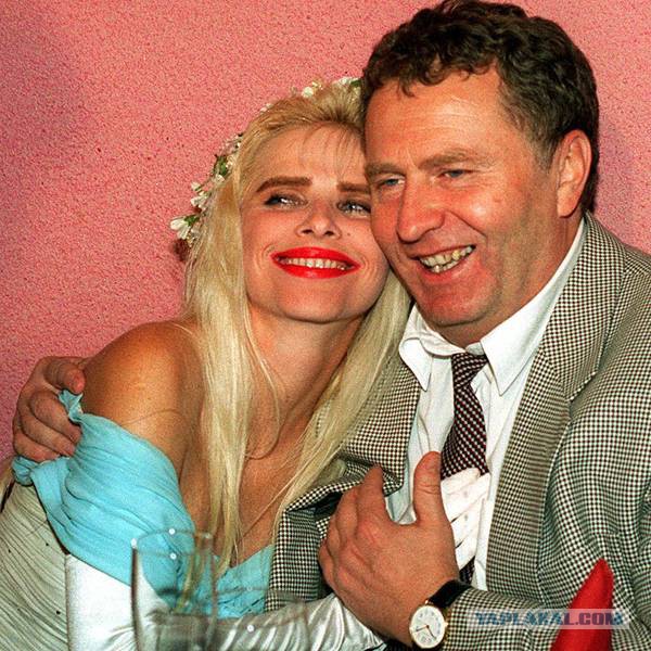 XX век представляет