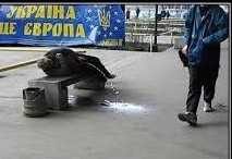 Тяжёлый рабочий день официанта из Одессы