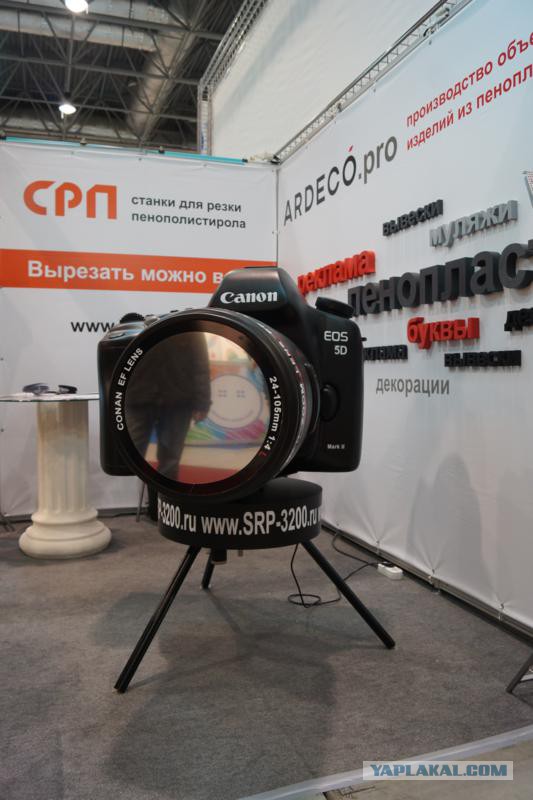 "Canon 5D" из пенопласта