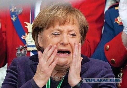 Меркель негодует из-за парадов на 9 мая в Крыму