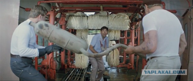 Таких "друзей" сразу в музей!