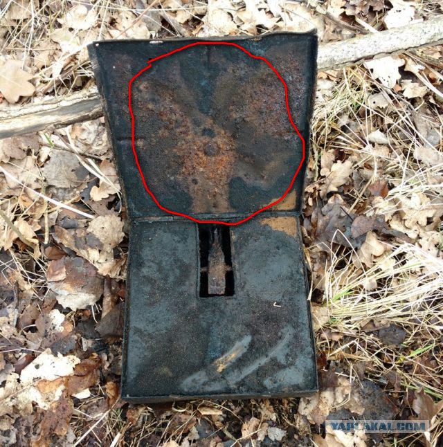 Опасная находка в лесу. Такое лучше не откапывать