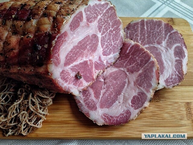 Куриная тушка (рулет) лишенная скелета (poulet désossé)  