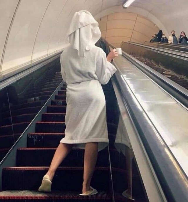 Модники из нашего метрополитена, серия 05.01.2021