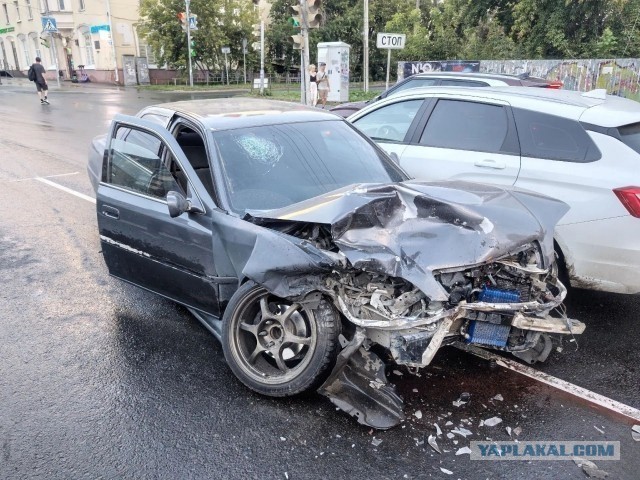 Красиво причалил