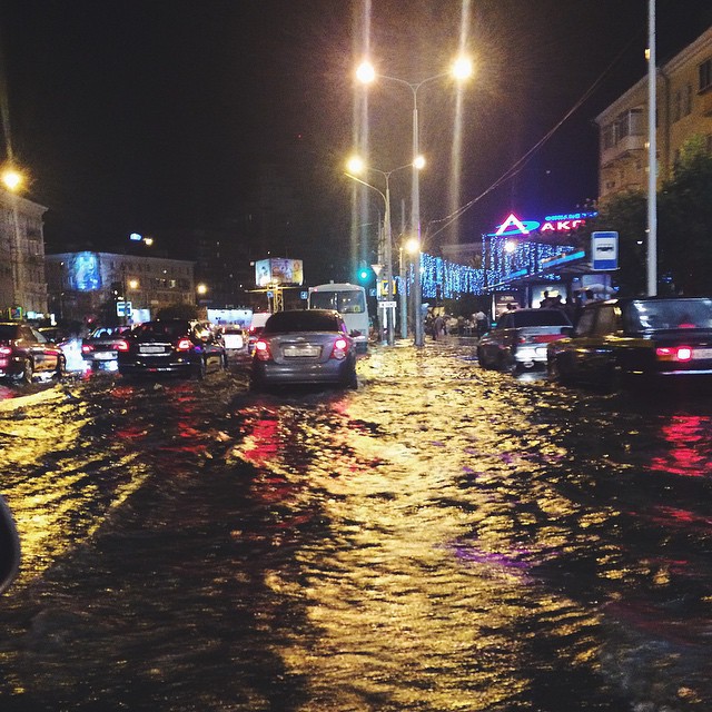 Репортаж из соцсетей: Потоп в Воронеже