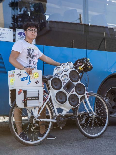 Немного иронии в понедельник