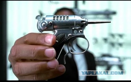 Стреляющий "гадкий утенок": пистолет Хуго Хельфрихта