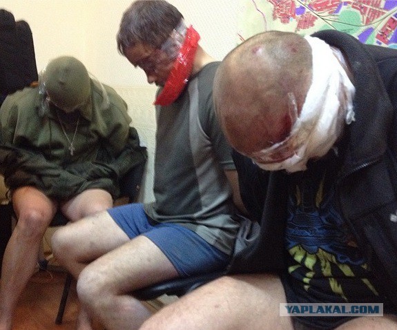 И снова бой. С вертолетов штурмуют блокпост