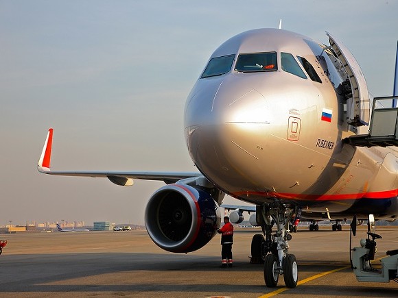 Росавиация рекомендует авиакомпаниям остановить рейсы за рубеж и рейсы из-за рубежа. Аэрофлот останавливает международные рейсы