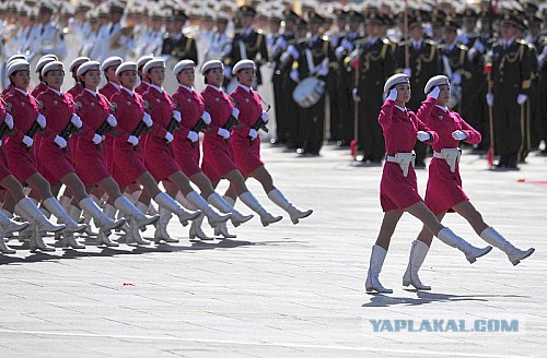 Топ-5 самых эпатажных военных мундиров
