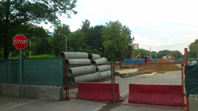 В Москве перекрыли ул. Народного Ополчения