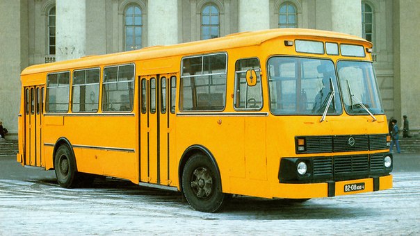 Луноход №677: история создания автобуса ЛиАЗ-677