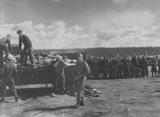 Освобождённые лагеря.«Вы должны возместить трудом то, что совершили ваши дети, а вы этому не сумели помешать»
