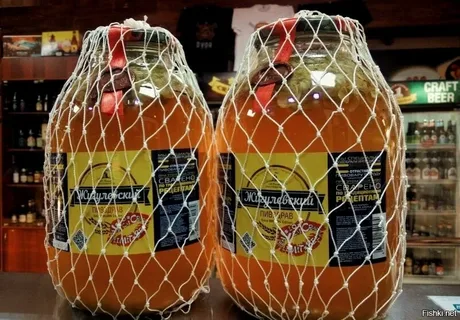 В магазинах Беларуси стали продавать пиво в трехлитровых банках