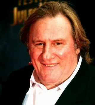 В сети выложили первые в мире леггинсы с жепольте на причинном месте