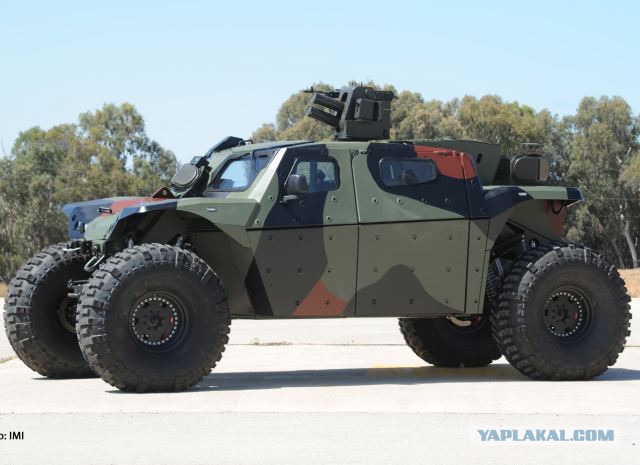 БТР-40. Идеальный кабриолет для зомби-апокалипсиса.