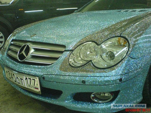 кристальный Mercedes