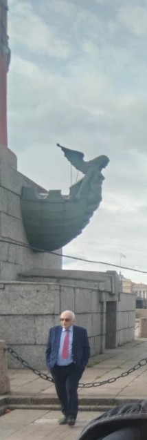 Помогите пожалуйста.