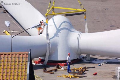 Процесс постройки ветряных электростанций