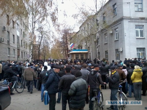 Захвачено здание милиции в Славянске