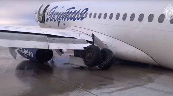Год назад в Шереметьево сгорел Superjet, погиб 41 человек. Пилот впервые рассказывает о трагедии