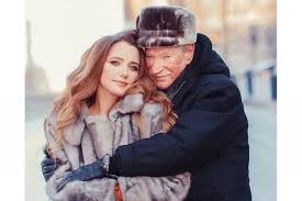 Не важно сколько у неё было, главное быть лучшим?