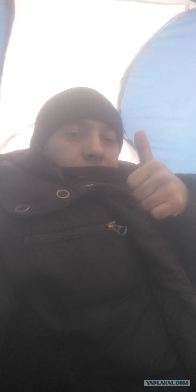 Открыл сезон зимней рыбалки