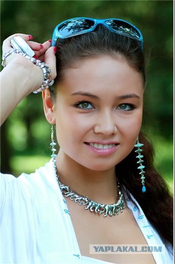 10 самых сексуальных ведущих новостей!