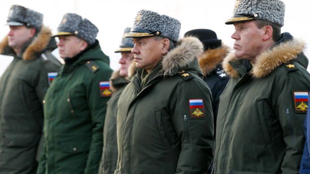 Путин лишит армейских генералов каракулевых шапок. Их оставят Росгвардии