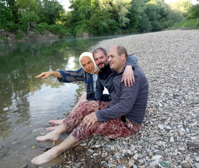 Фотожаба: С кумом на речке